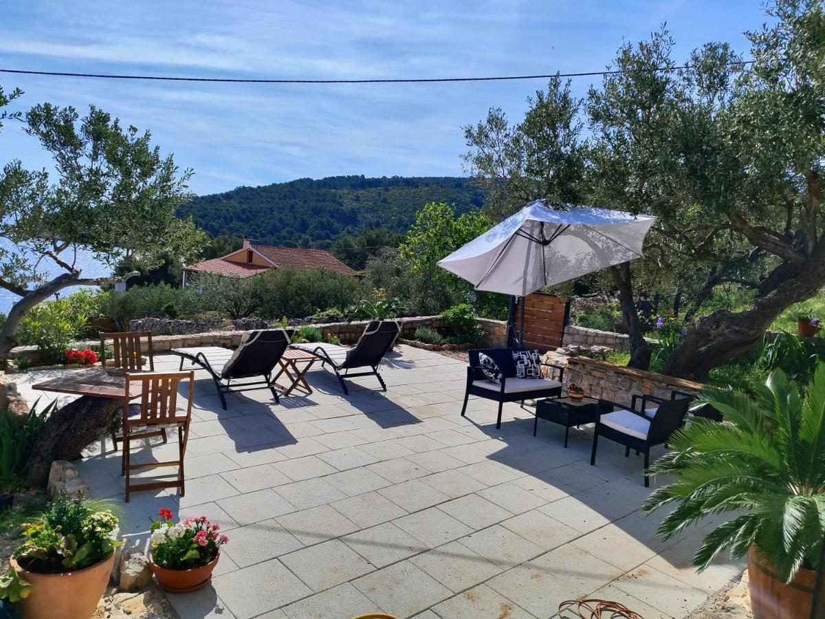 Villa Weekend House Olive Garden à Donje Selo na Šolti Extérieur photo