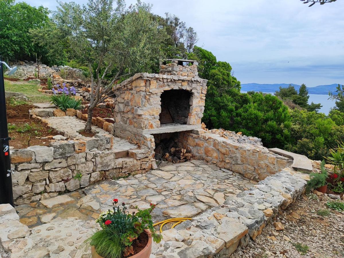 Villa Weekend House Olive Garden à Donje Selo na Šolti Extérieur photo