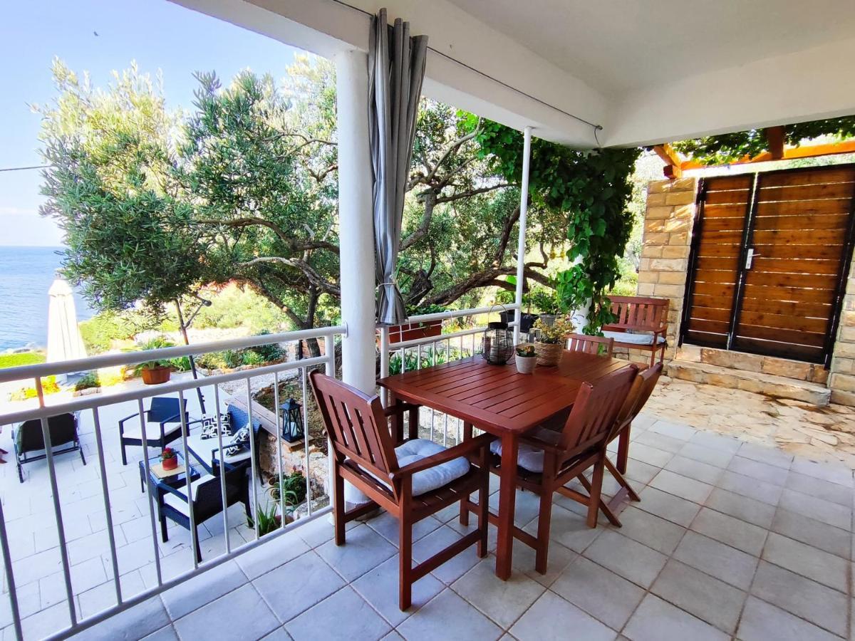Villa Weekend House Olive Garden à Donje Selo na Šolti Extérieur photo